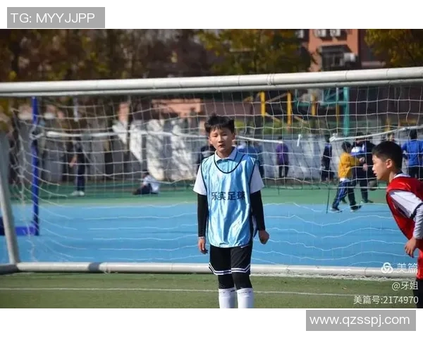 从单亲家庭走出的足球奇才 用拼搏与梦想书写人生传奇