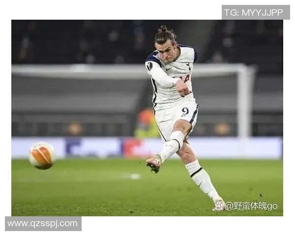 老年足球球星的精彩瞬间：见证传奇人物的辉煌与岁月的力量